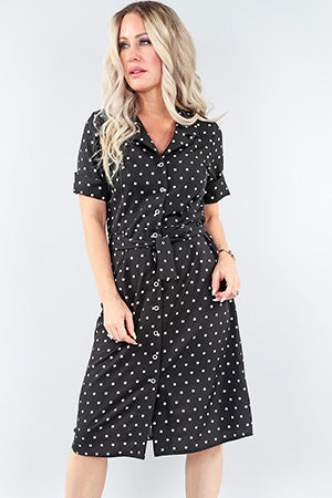 Short Sleeved Dress with Front Buttons - Black & White