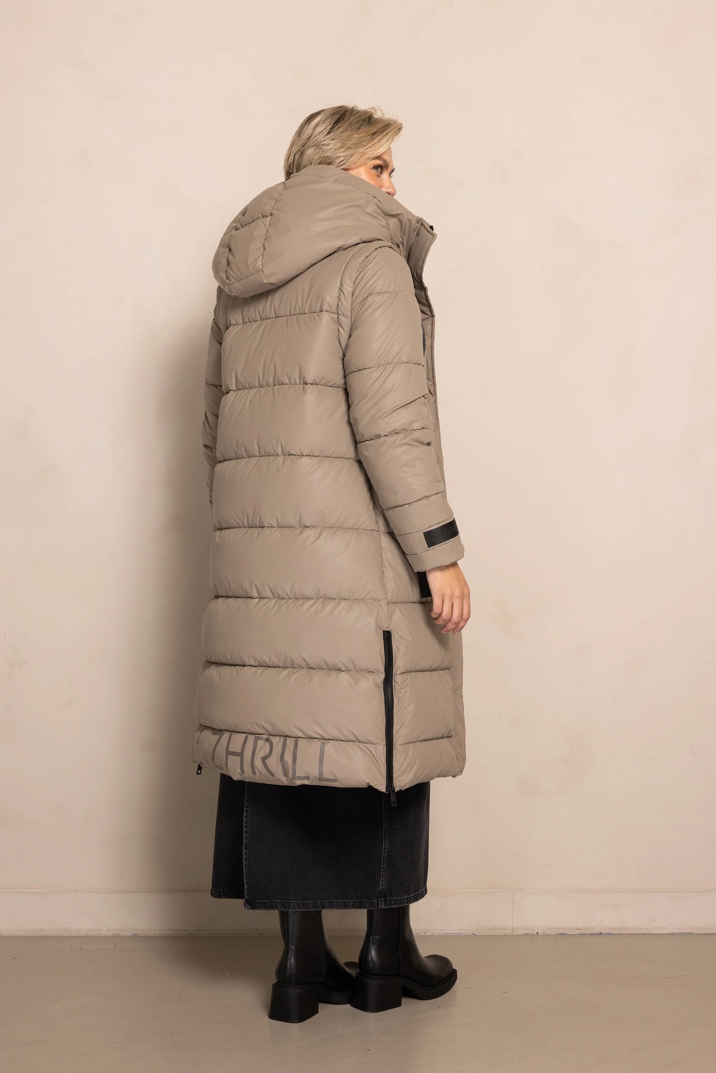 Isi Long Puffer Jacket - Taupe/Black