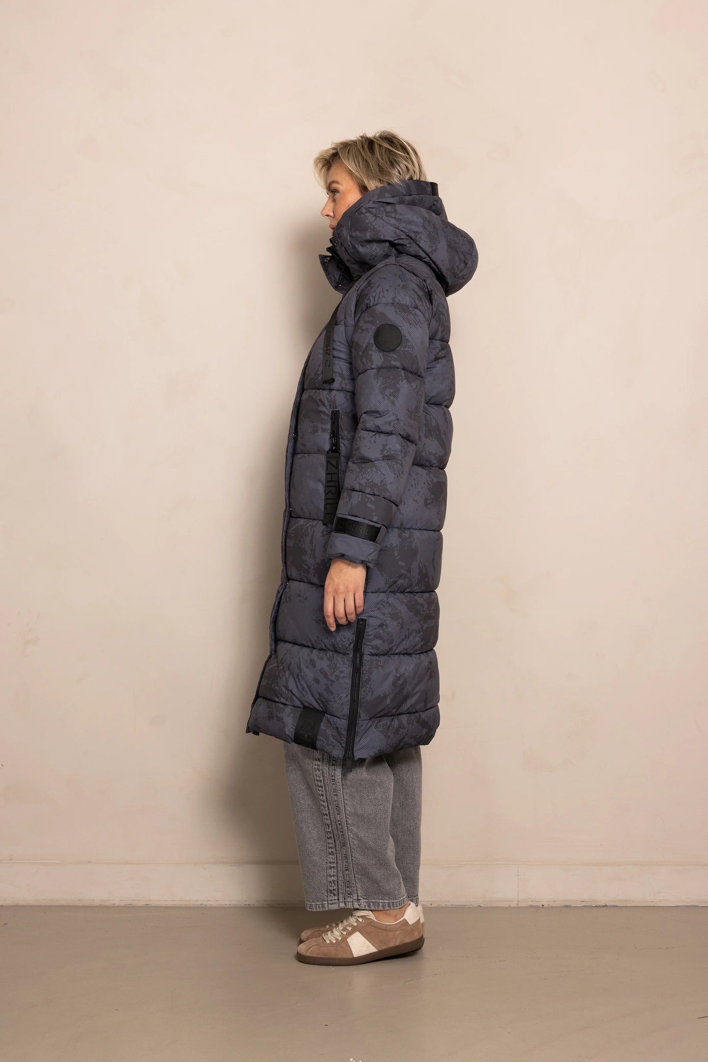Isi Long Puffer Jacket - Black Camou