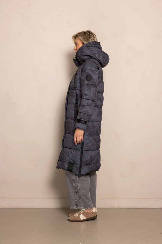 Isi Long Puffer Jacket - Black Camou