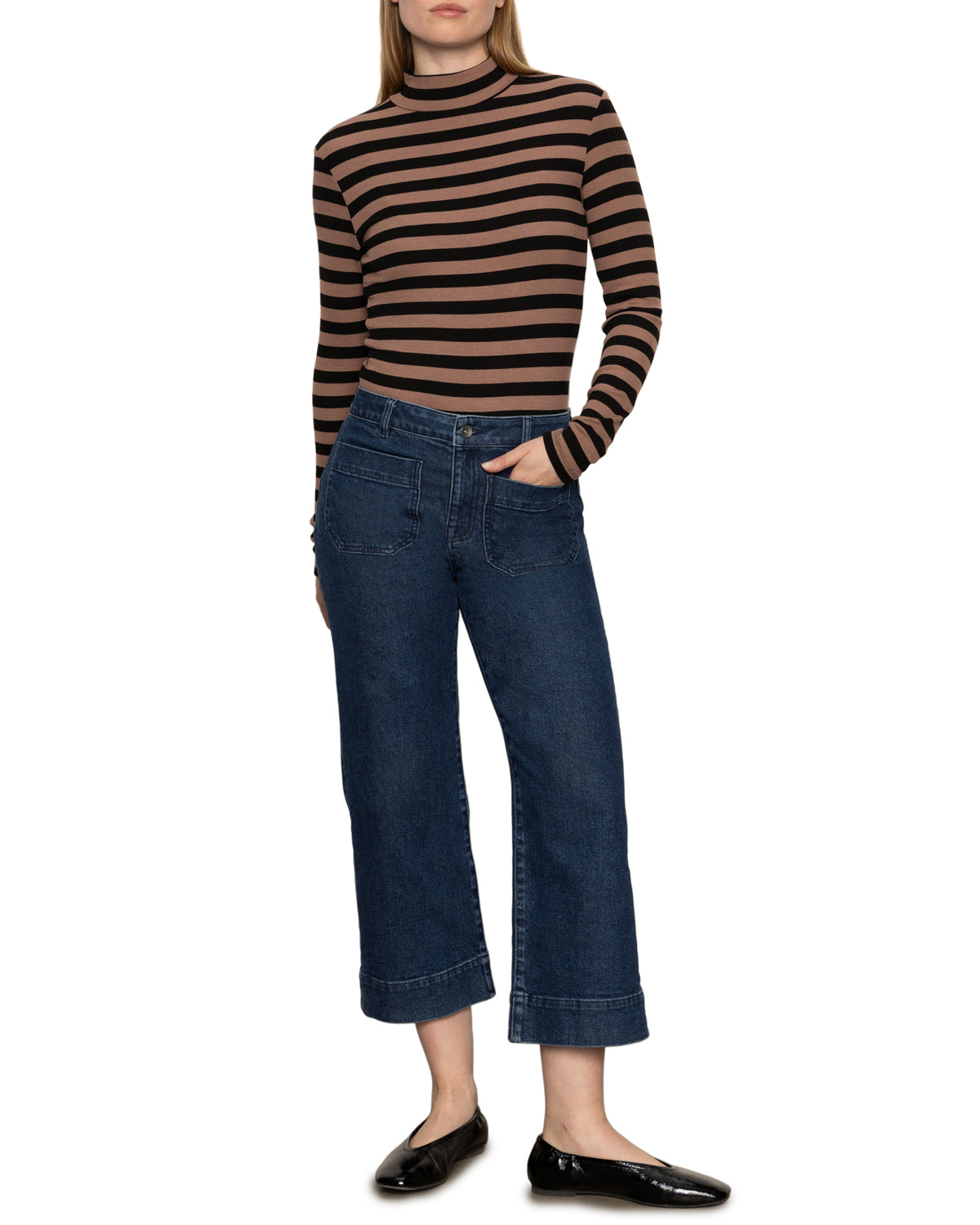 Long Sleeve Mock Neck Essential Tee - Mocha/Black