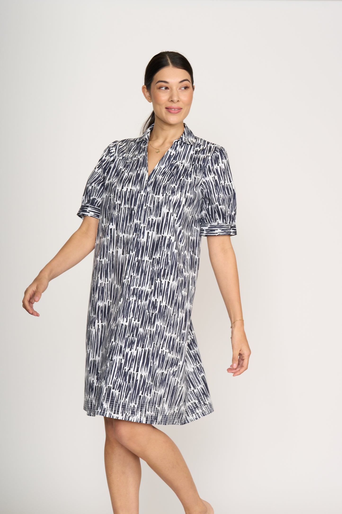 Short Sleeve Dress with Front Yoke - Black/White