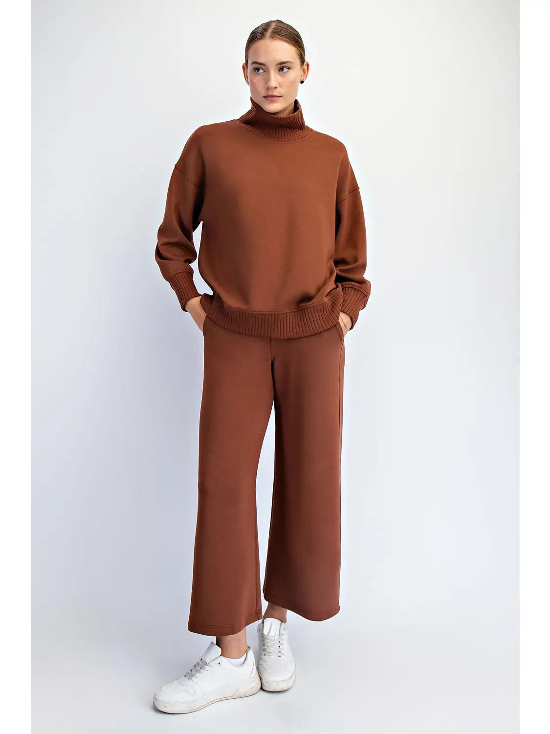 Ribbed Mock Neck Pullover Sweatshirt - Chestnut