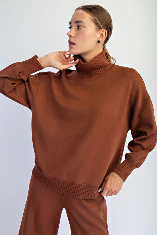 Ribbed Mock Neck Pullover Sweatshirt - Chestnut