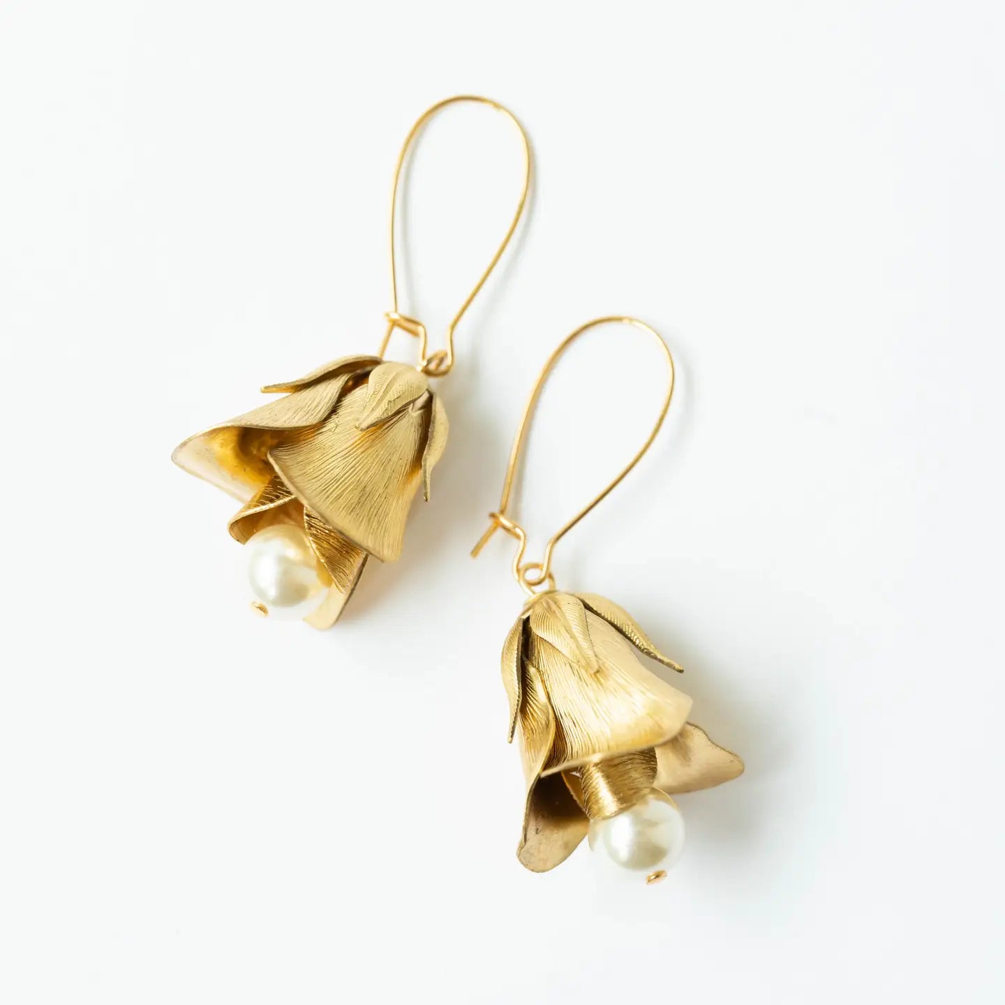 Flower Bud & Pearl Hanging Earrings