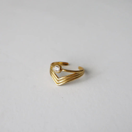 Vera Adjustable Ring