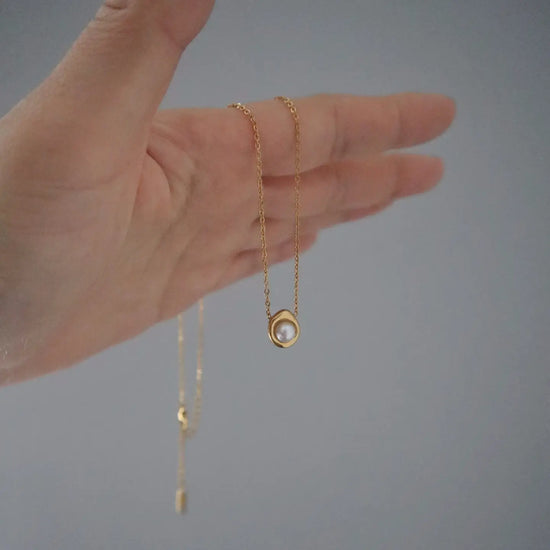 Margaret Pearl Necklace