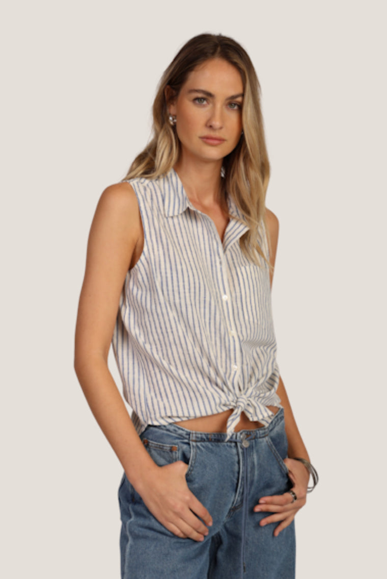 Whitney Sleeveless Tie Front Top - White/Blue