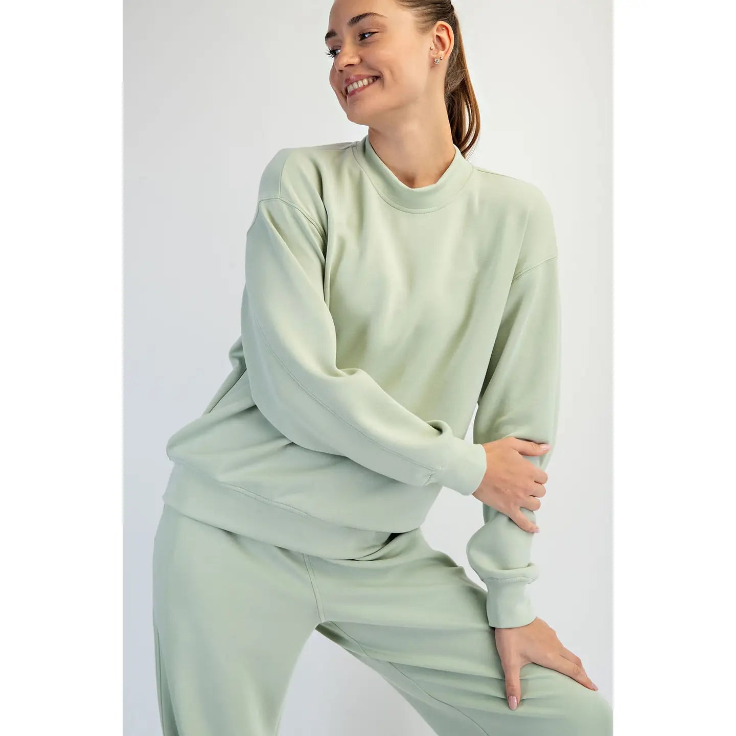 Crew Neck Sweatshirt - Pistachio Cream