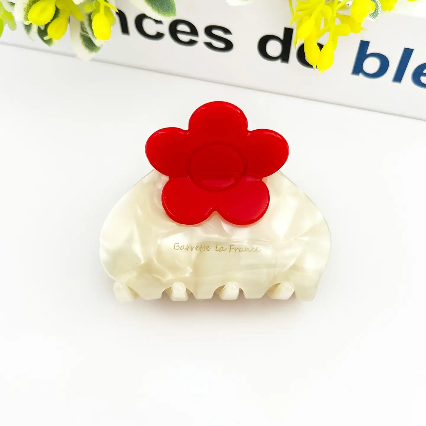 Flower Claw Hair Clip - White/Red