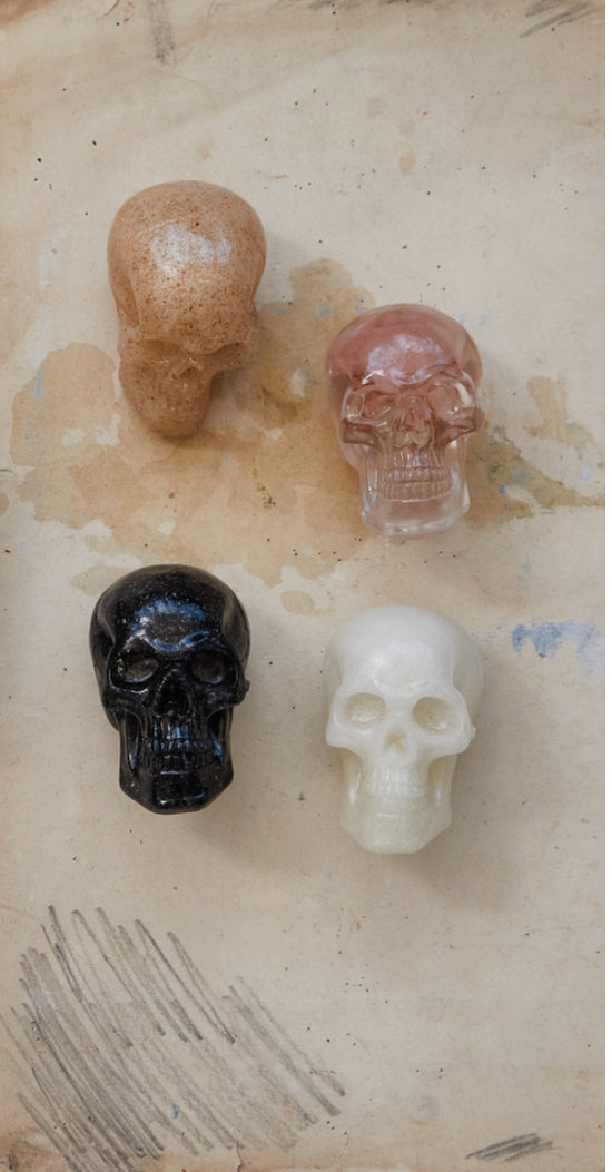 Resin Skull - Tan