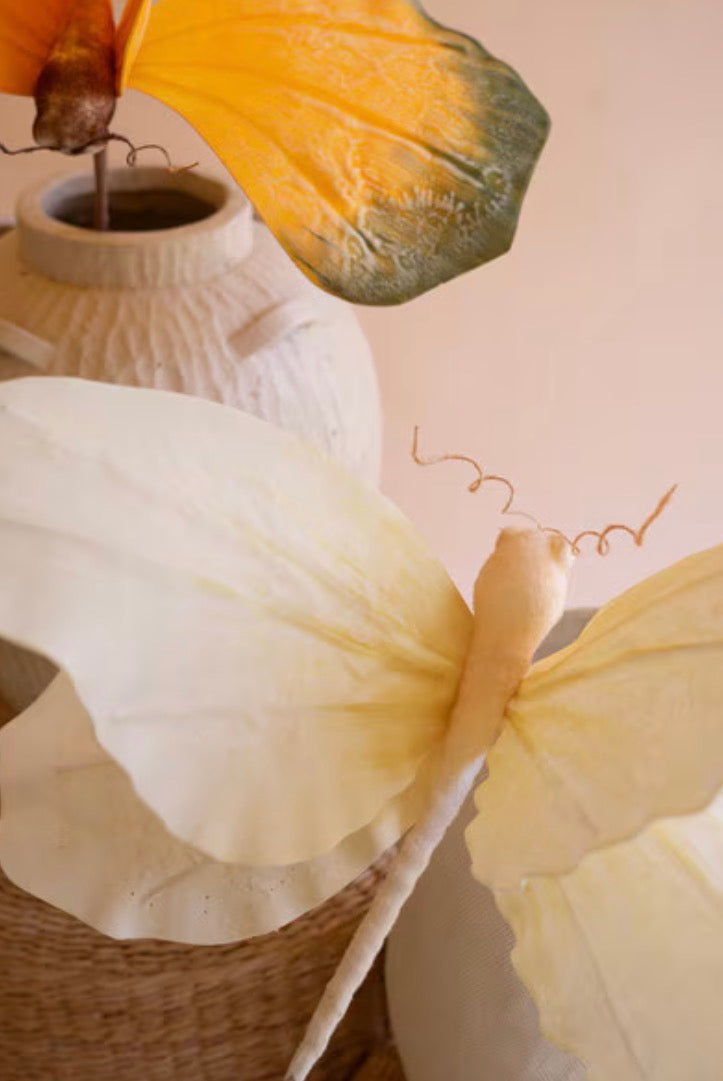 Large Botanical Butterfly - White