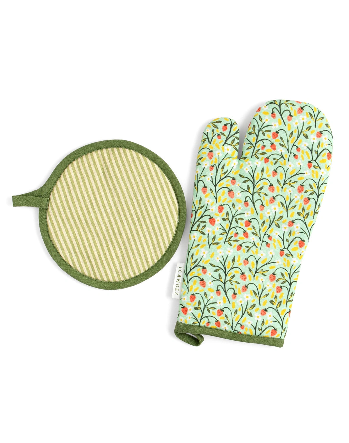 Strawberry Meadow Pot Holder Set