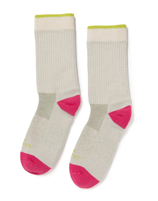 Summit Performance Cushioned Crew Socks - Wheat