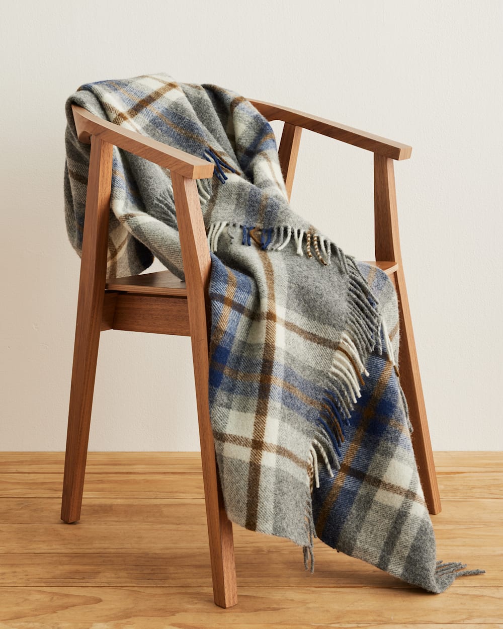 Motor Robe Blanket with Carrier - Raleigh Plaid