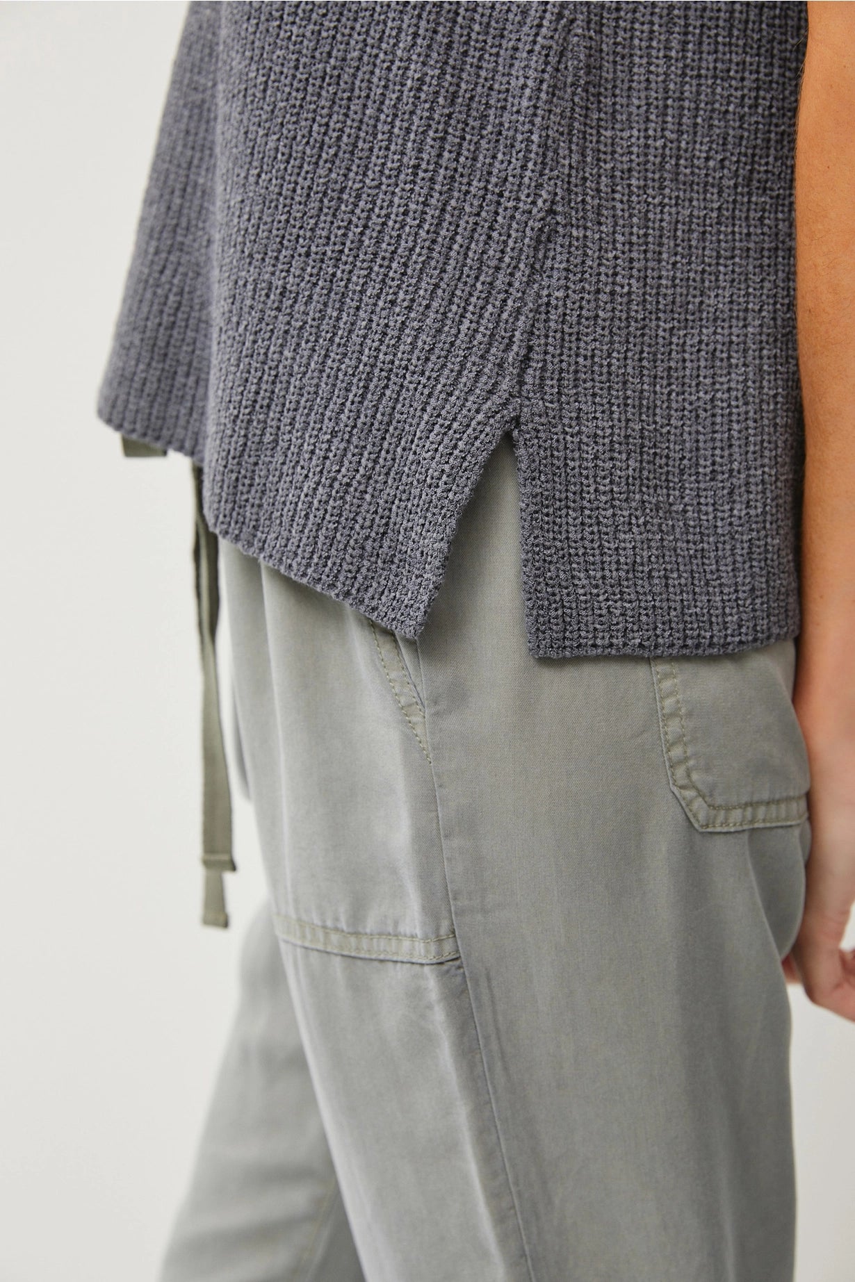 Flowy Racerback Knit Tank Top - Midnight