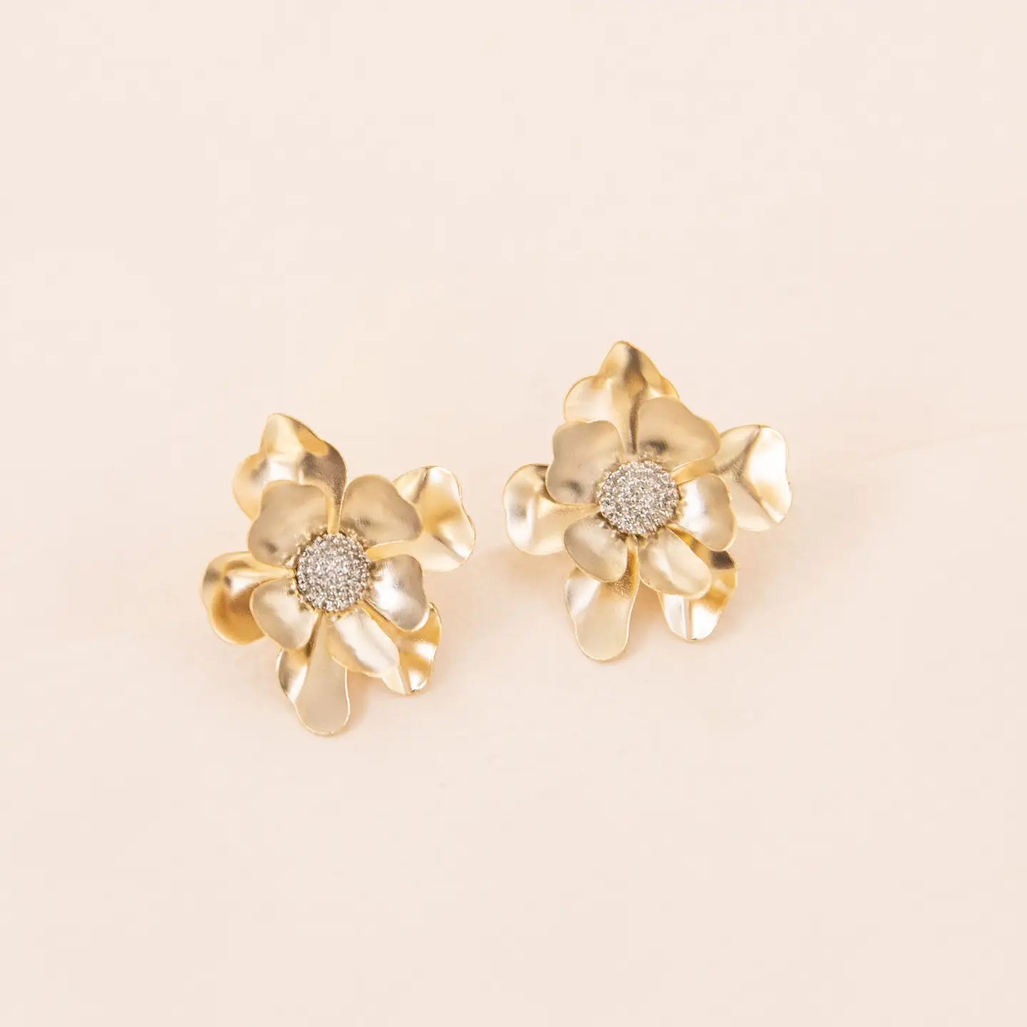 Anemone Stud Earrings - Gold