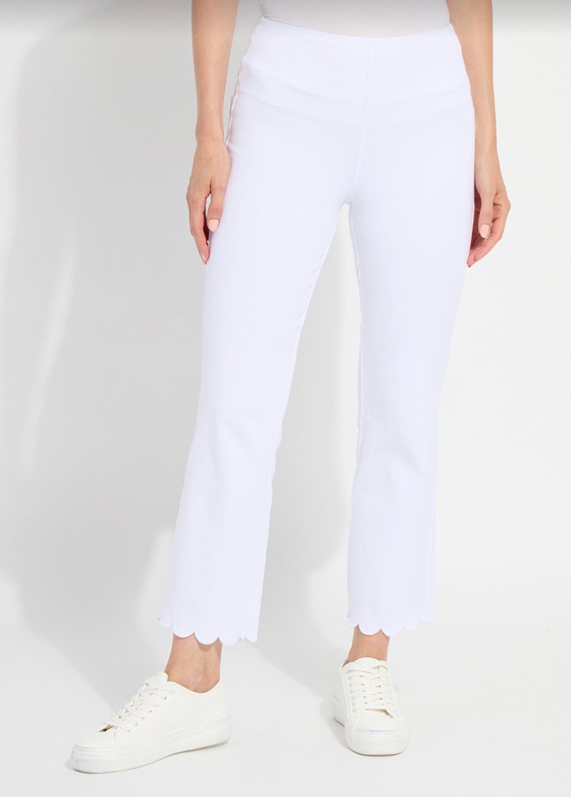 Sage Scallop Edge Ankle Baby Boot Jeans - White