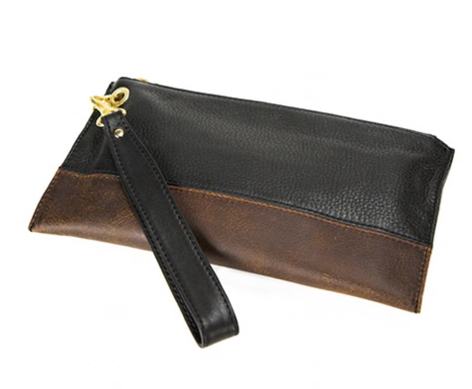 Celia Wristlet - Black