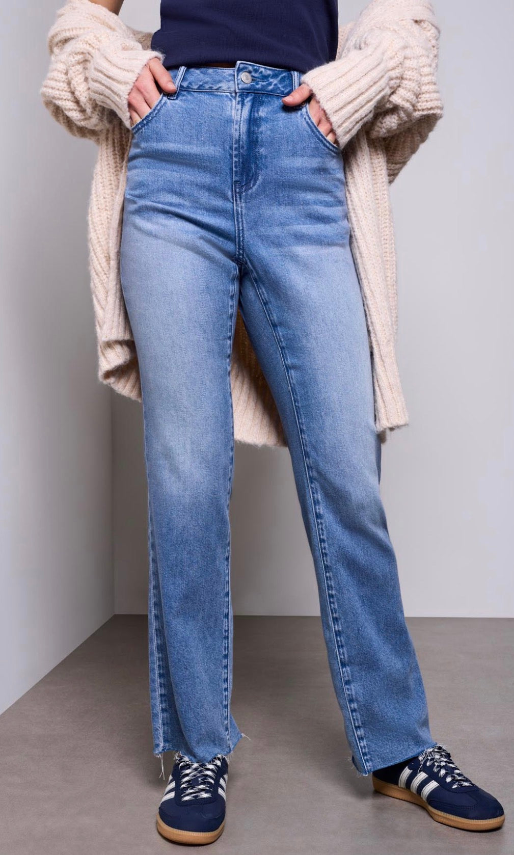 Sophia Curvy Straight 90s Jeans - Campus Blue