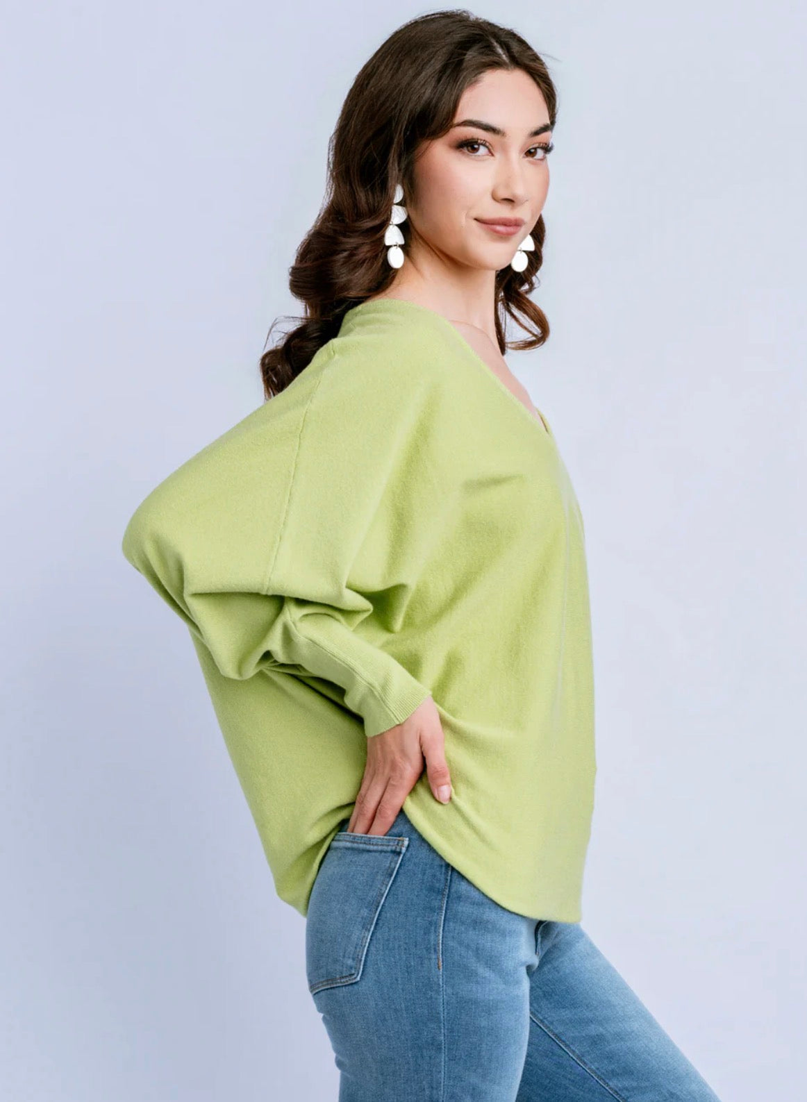 Ryu “Thin” V-Neck Sweater - Pesto