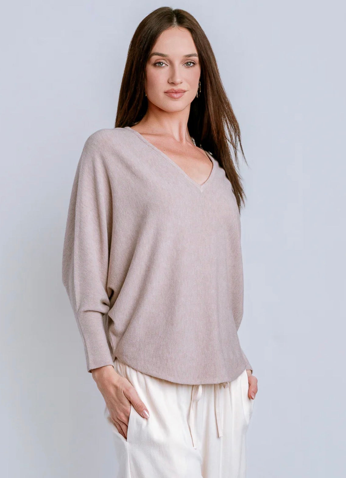 Ryu “Thin” V-Neck Sweater - Light Taupe