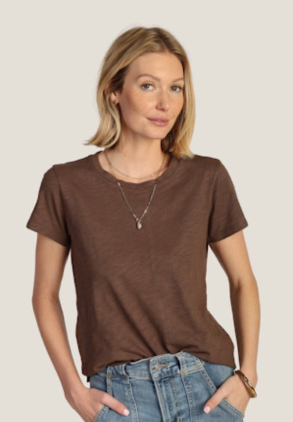 Short Sleeve Modern Crew Neck Tee - Soft Brown