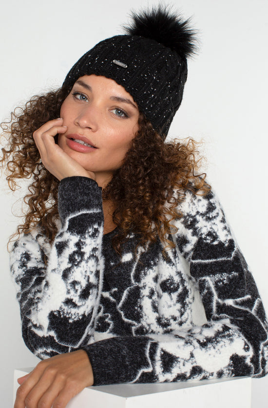 Cable Knit Beanie - Black/White