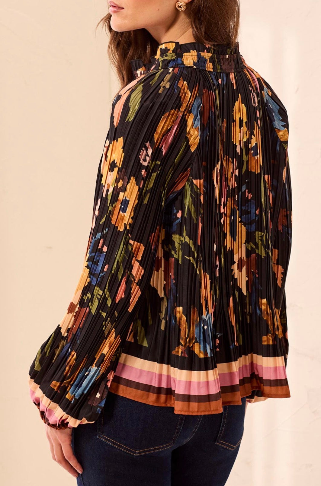 Long Sleeve Top with Ruffled Collar - Hickory