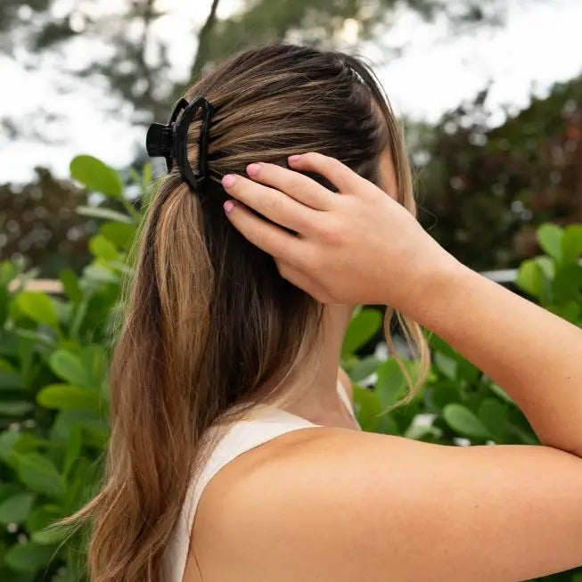 Open Claw Hair Clip - Jet Black - Small