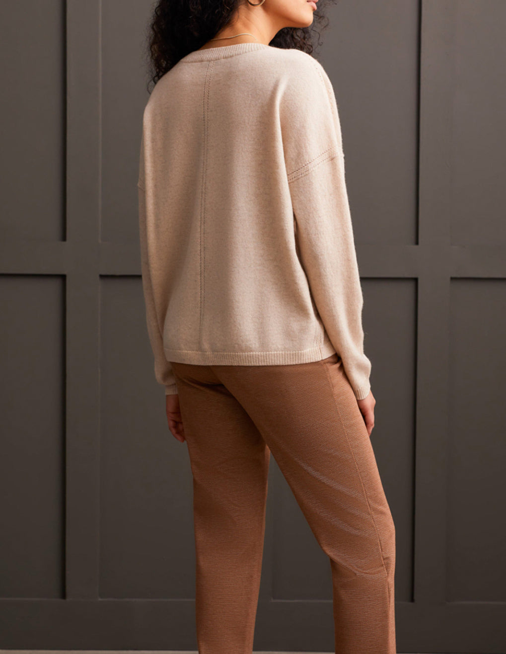 Cashmere V-Neck Pullover Sweater with Pointelle Detail - Heather Moonstone