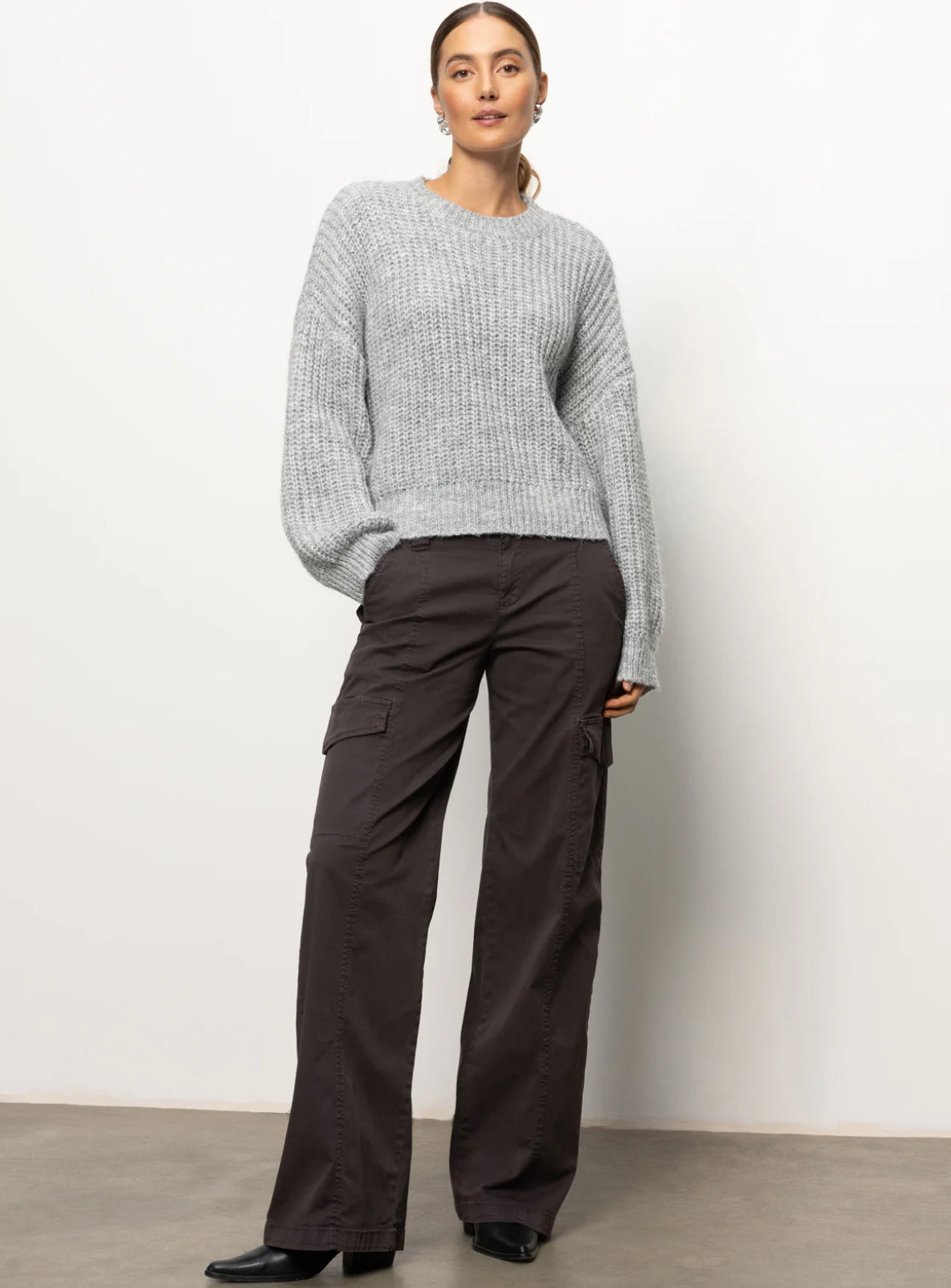 Fuzzy Volume Sleeve Pullover Sweater - Heather Grey
