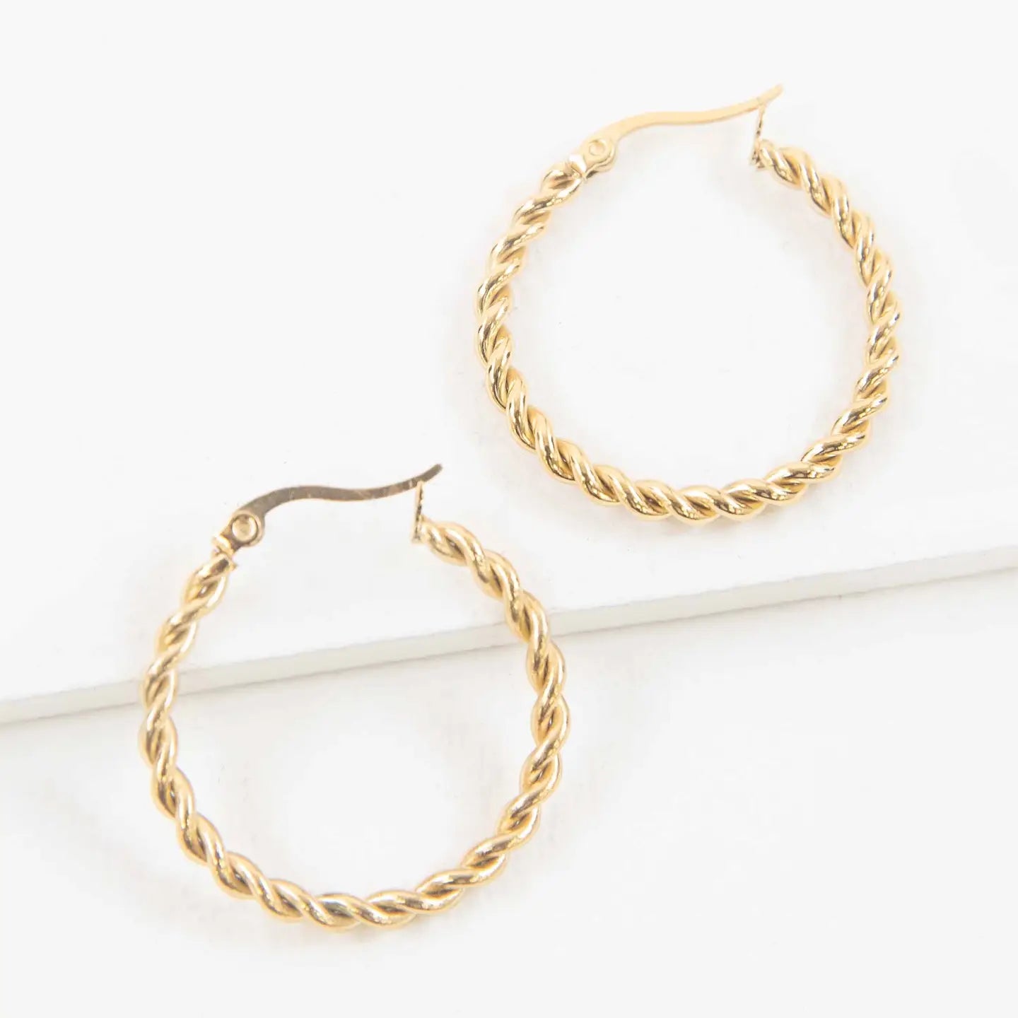 Plait Hoop Earrings - Gold