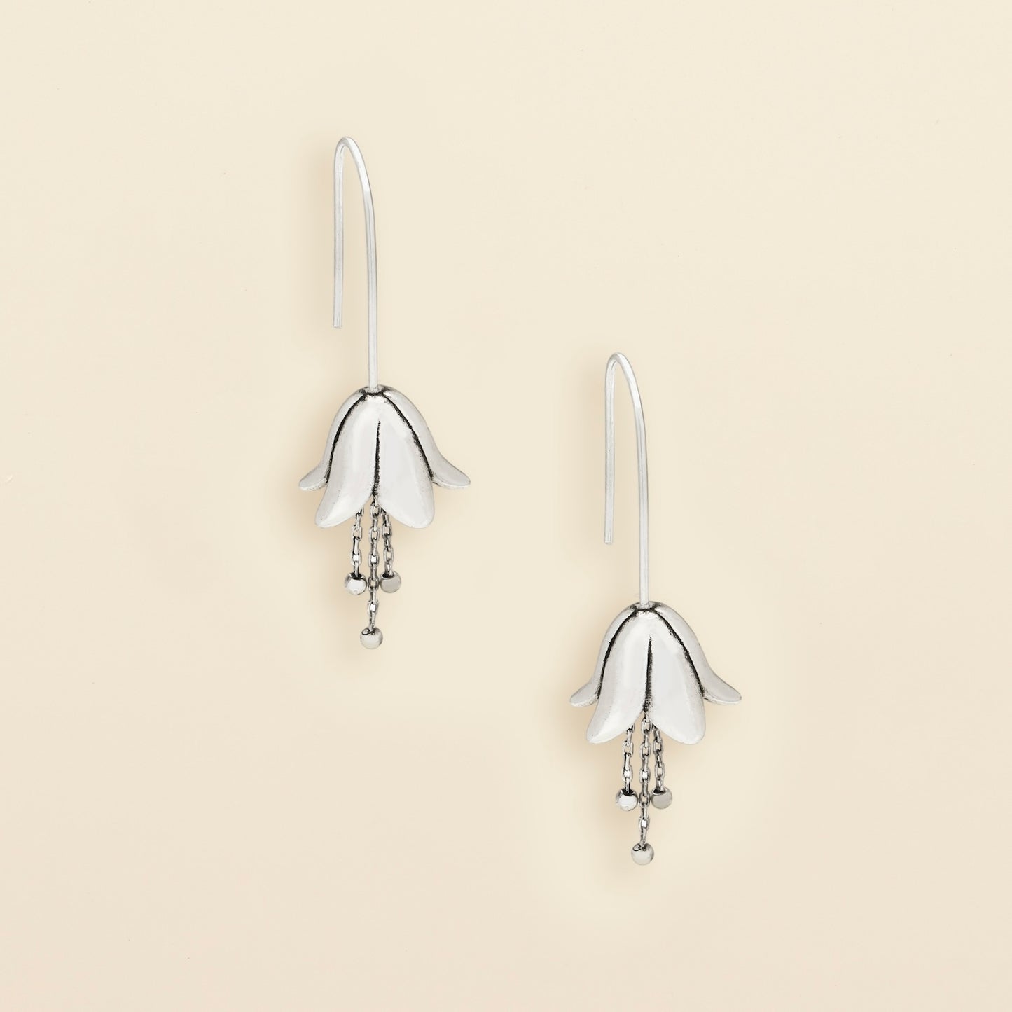 Lily Drop Earrings - Silver