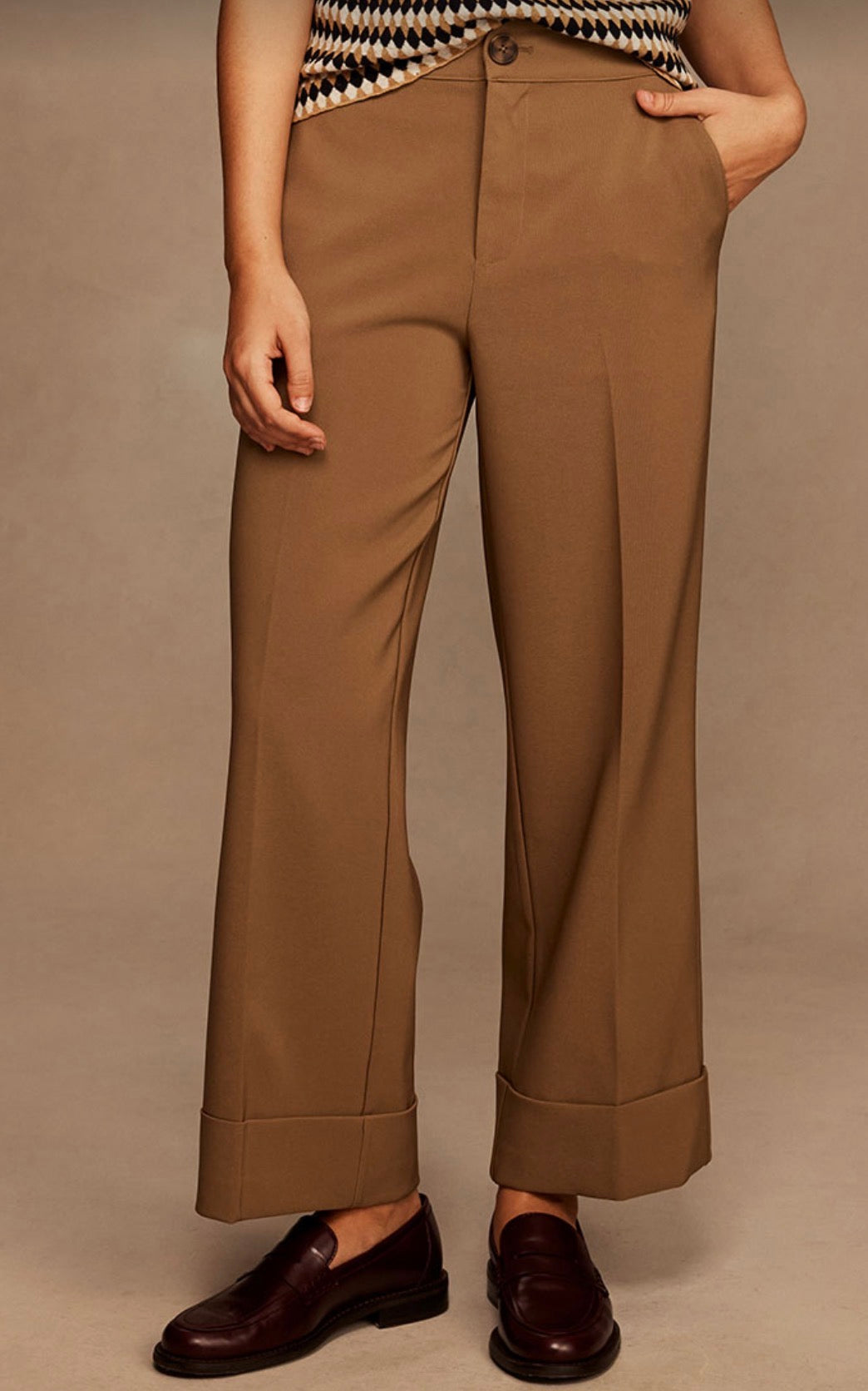 Clarendon Cuffed Ankle Pants - Oak