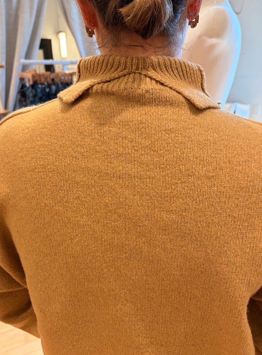 Echo Turtleneck Sweater - Yellow Ginseng