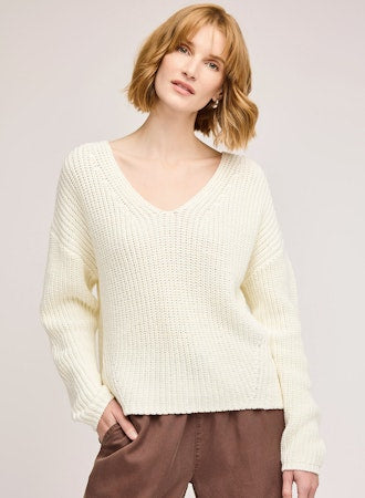 Spencer V-Neck Pullover Sweater - Cream