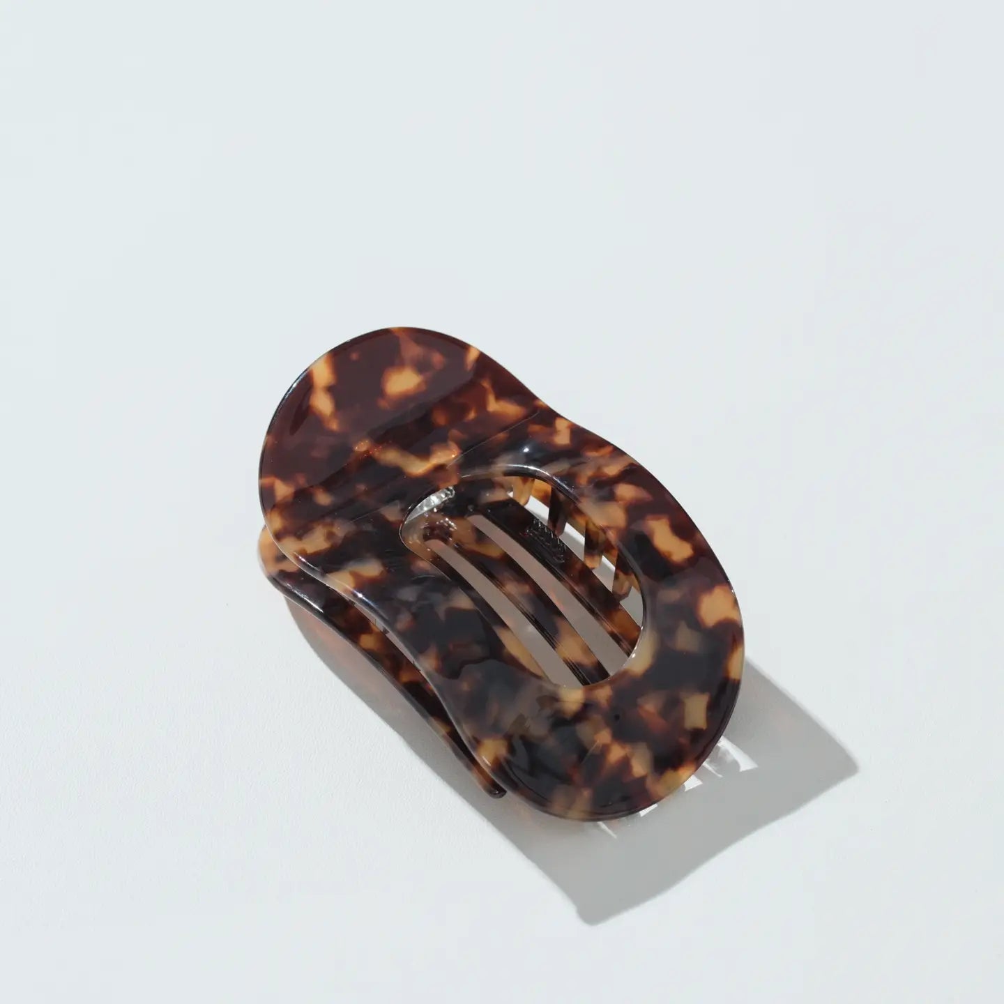 Oval Lay Flat Hair Clip - Tortoise