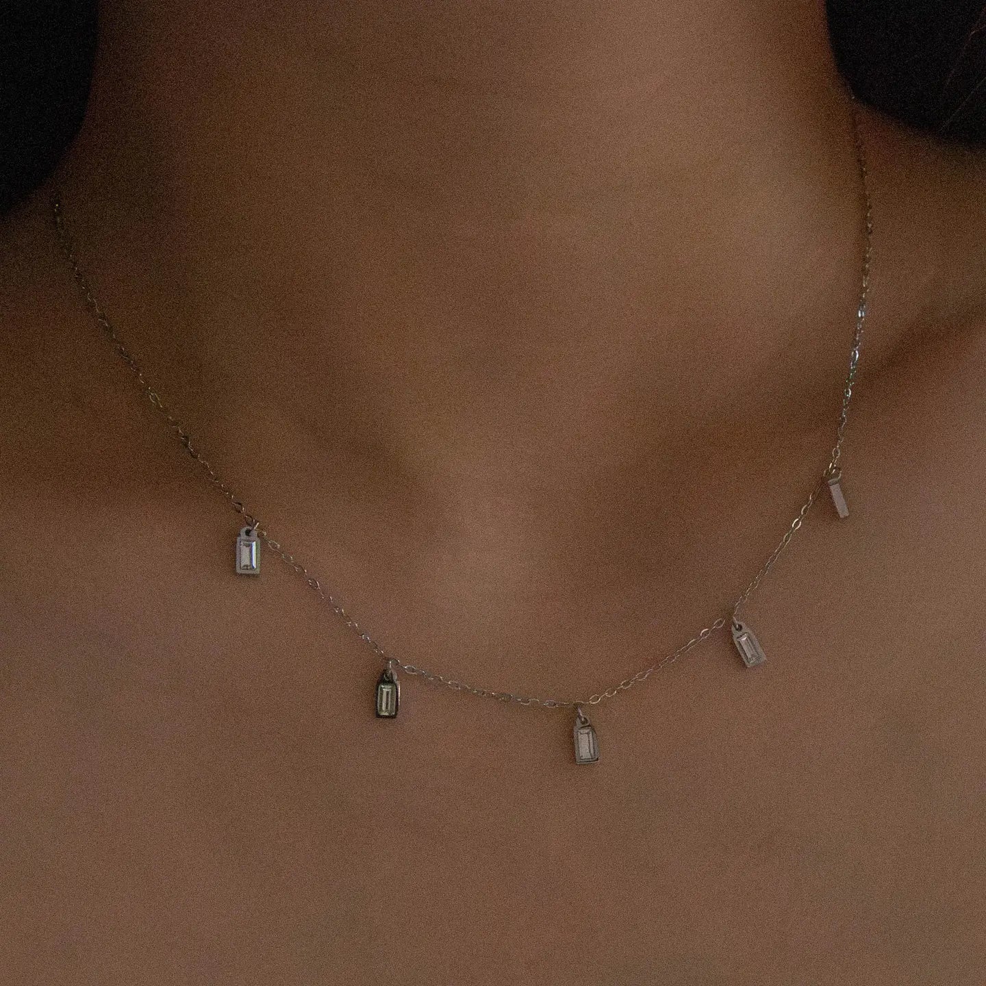 Minimal Rectangle Rhinestone Necklace