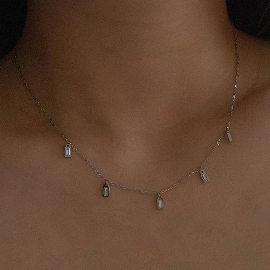 Minimal Rectangle Rhinestone Necklace