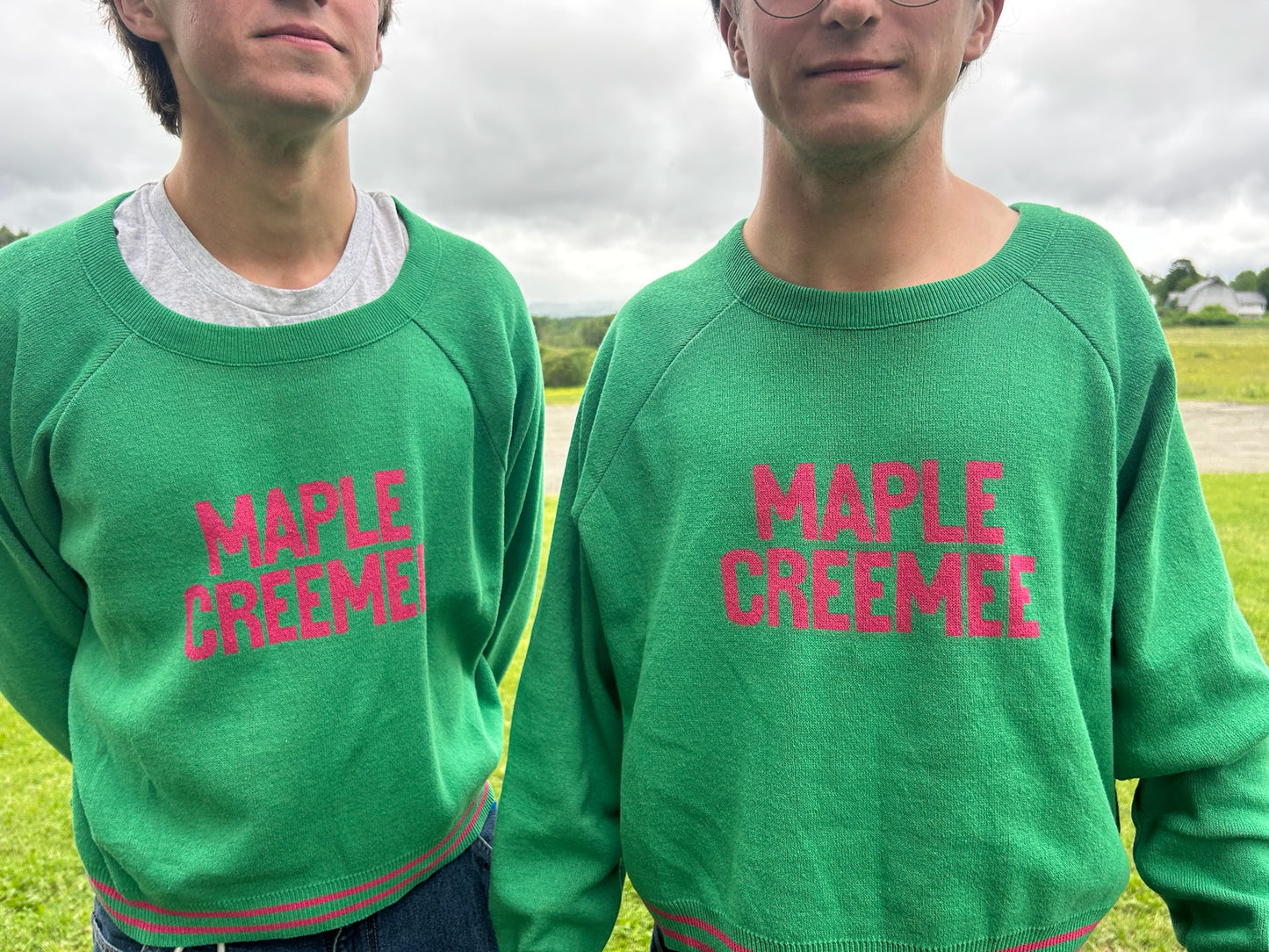 Maple Creemee Raglan Sleeve Sweater - Kelly Green/Pink