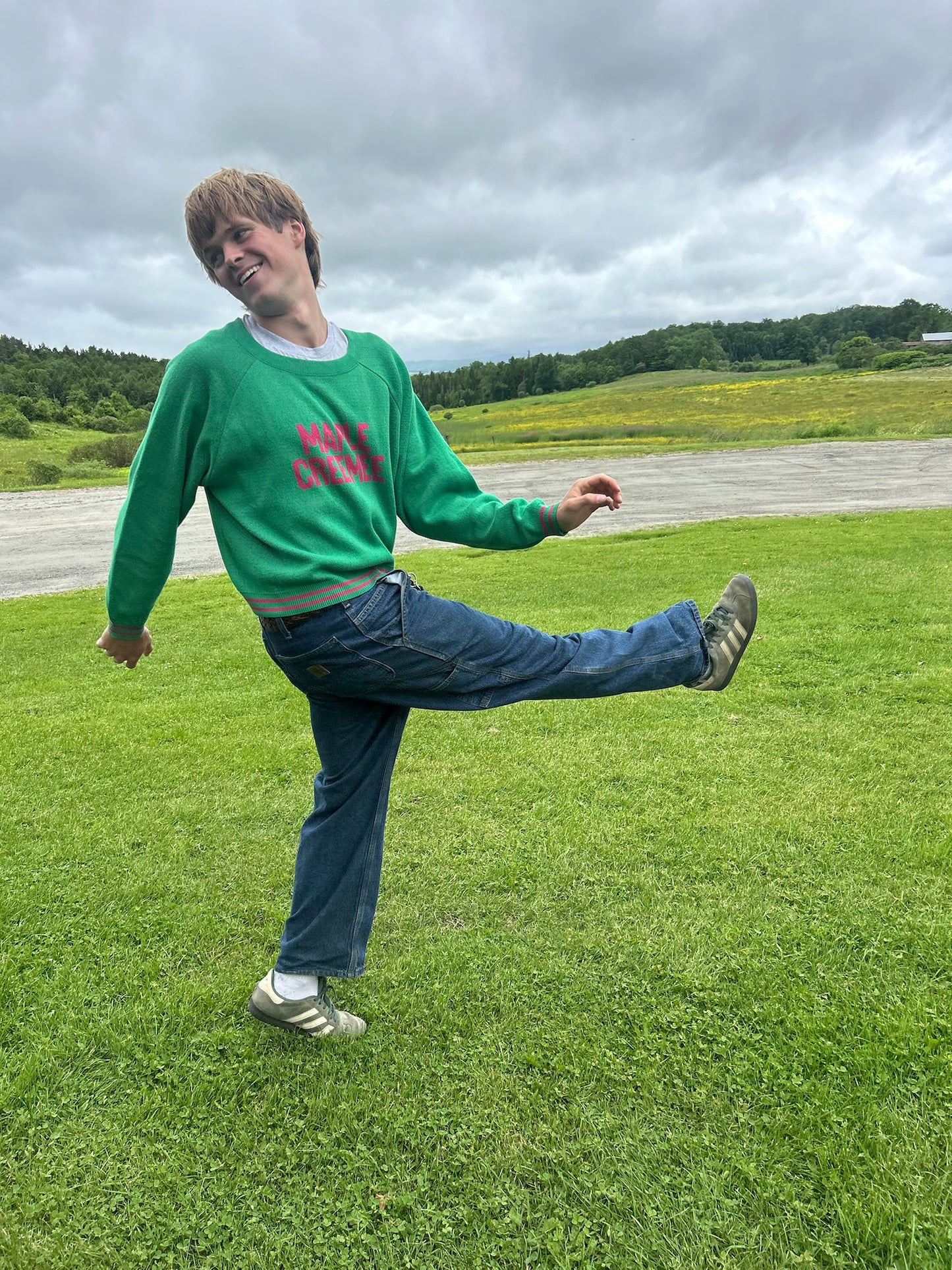 Maple Creemee Raglan Sleeve Sweater - Kelly Green/Pink