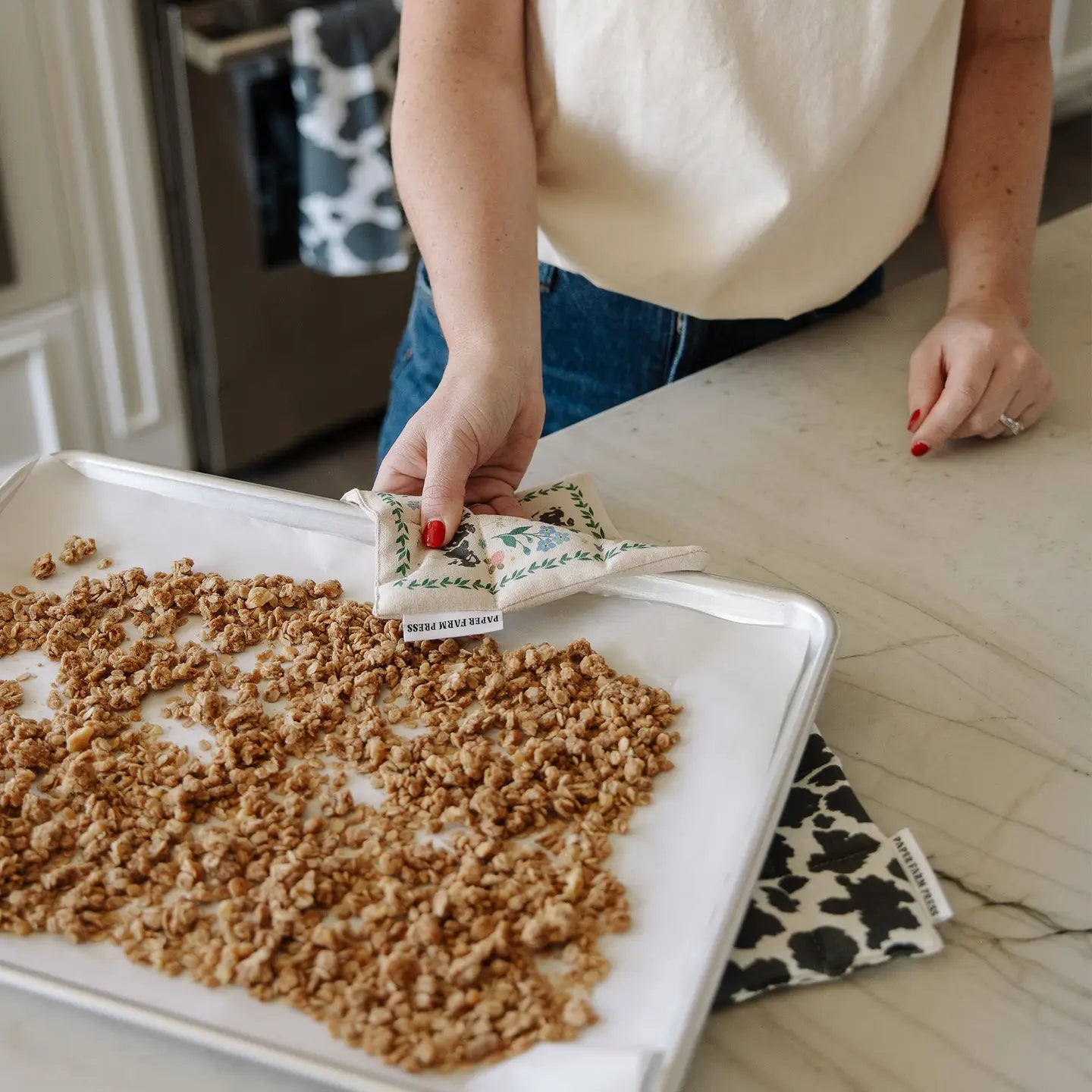 Milk Cows & Flowers Potholder Set