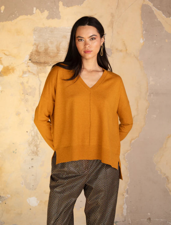 Wagner Pullover V-Neck Sweater - Golden Brown