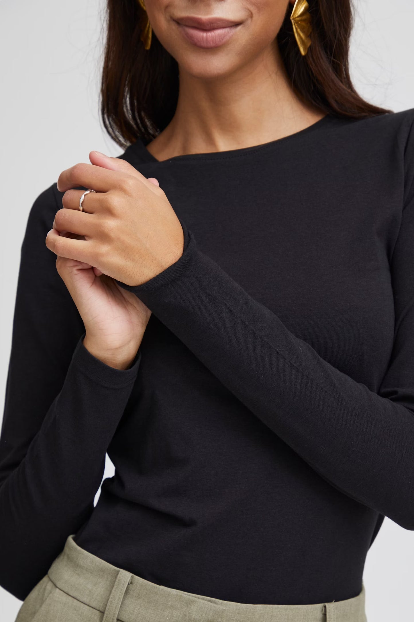 Pamela Long Sleeve Tee - Black