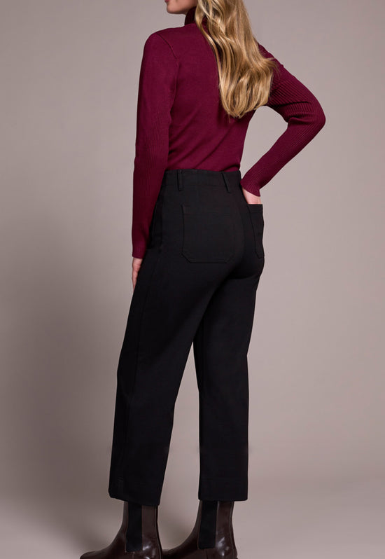 High Rise Capri Pants with Pockets - Black