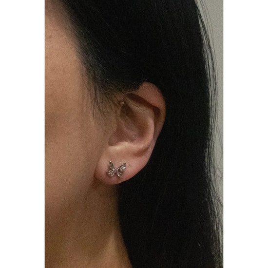 Ample Bow Earrings - Silver