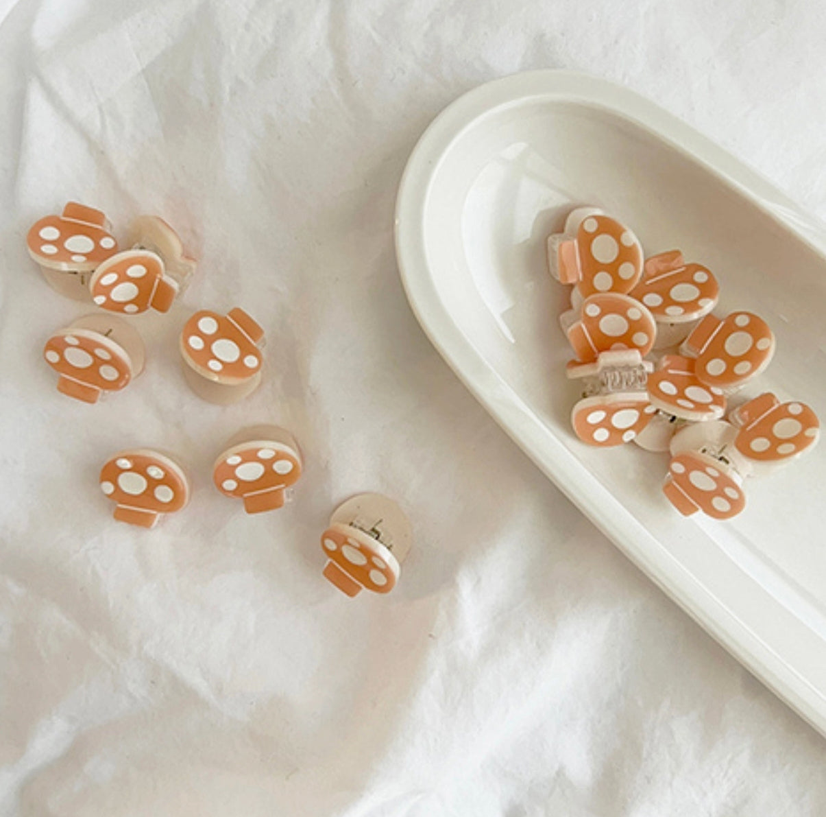 Dolli Mini Hair Clip - Mushroom