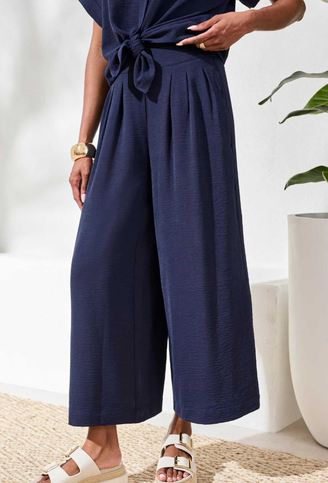 Flowy Cropped Pants with Elastic Waist - Nautical