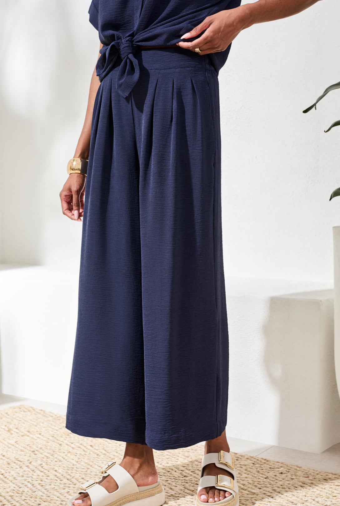 Flowy Cropped Pants with Elastic Waist - Nautical